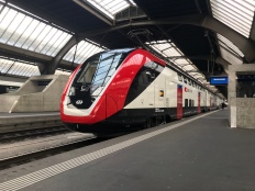 SBB Fernverkehrs-Doppelstockzug FV-Dosto von Bombardier, Erstfahrt am 26.2.2018